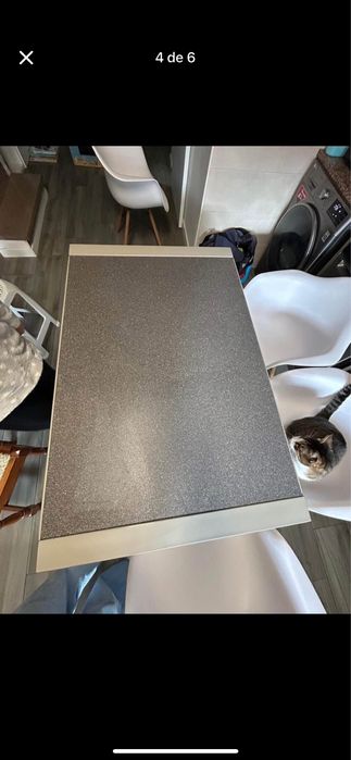Mesa com cadeiras