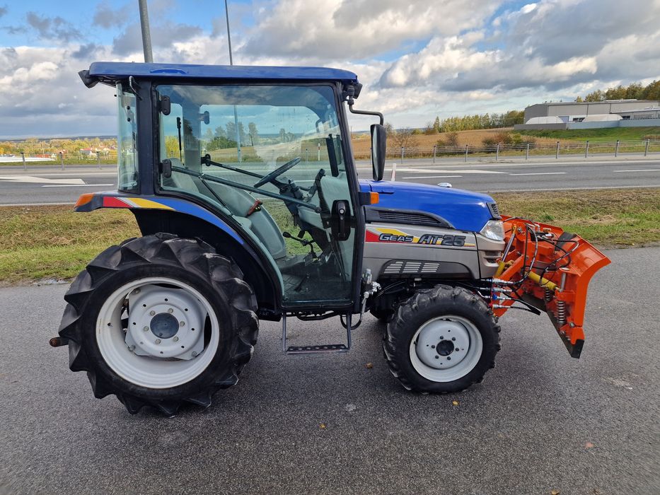 Traktor Japonski Iseki AT 25 zestaw zimowy  z Gwarancją