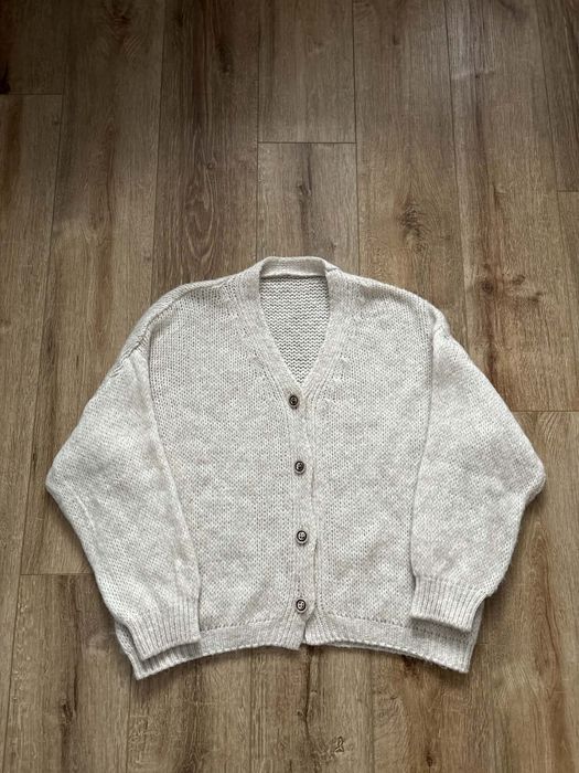 Kremowy vintage oversize sweter kardigan damski na guziki  rozmiar M L