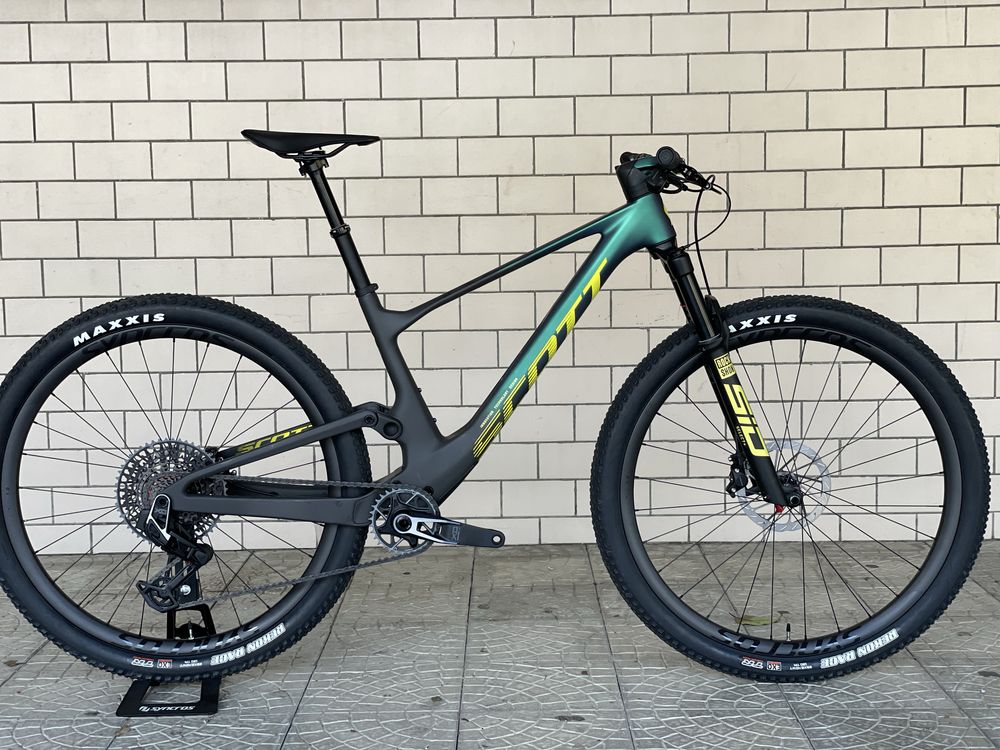 Bicicleta Scott Spark RC WC TR / Nova