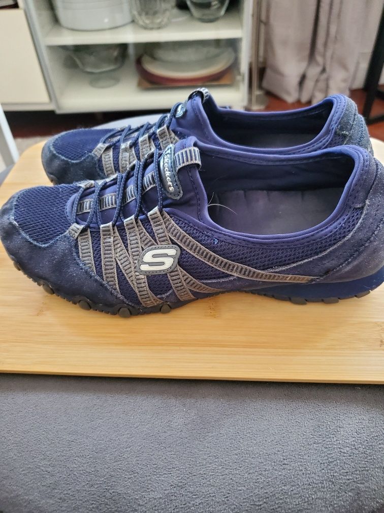 Vendo Tênis Skechers