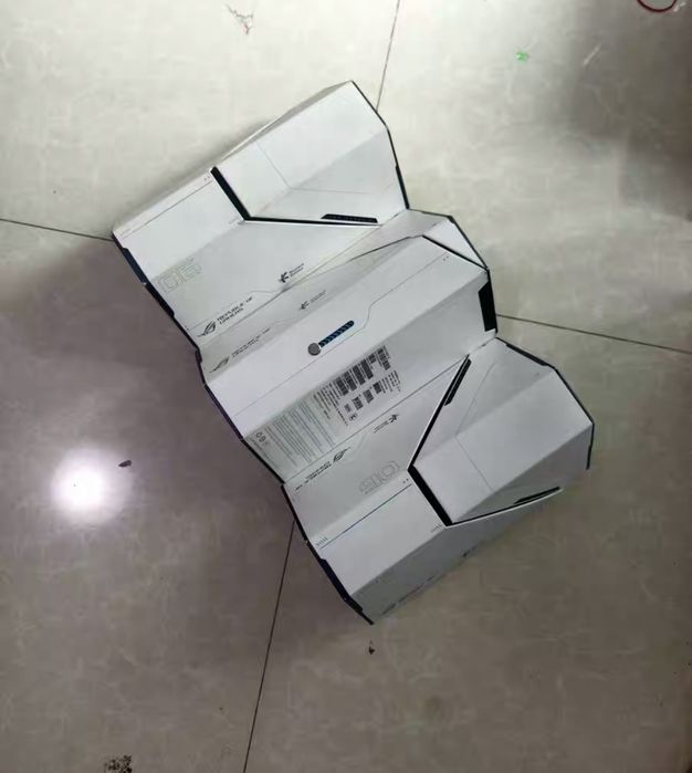 Новий телефон Asus ROG Phone 6 Pro 18/512