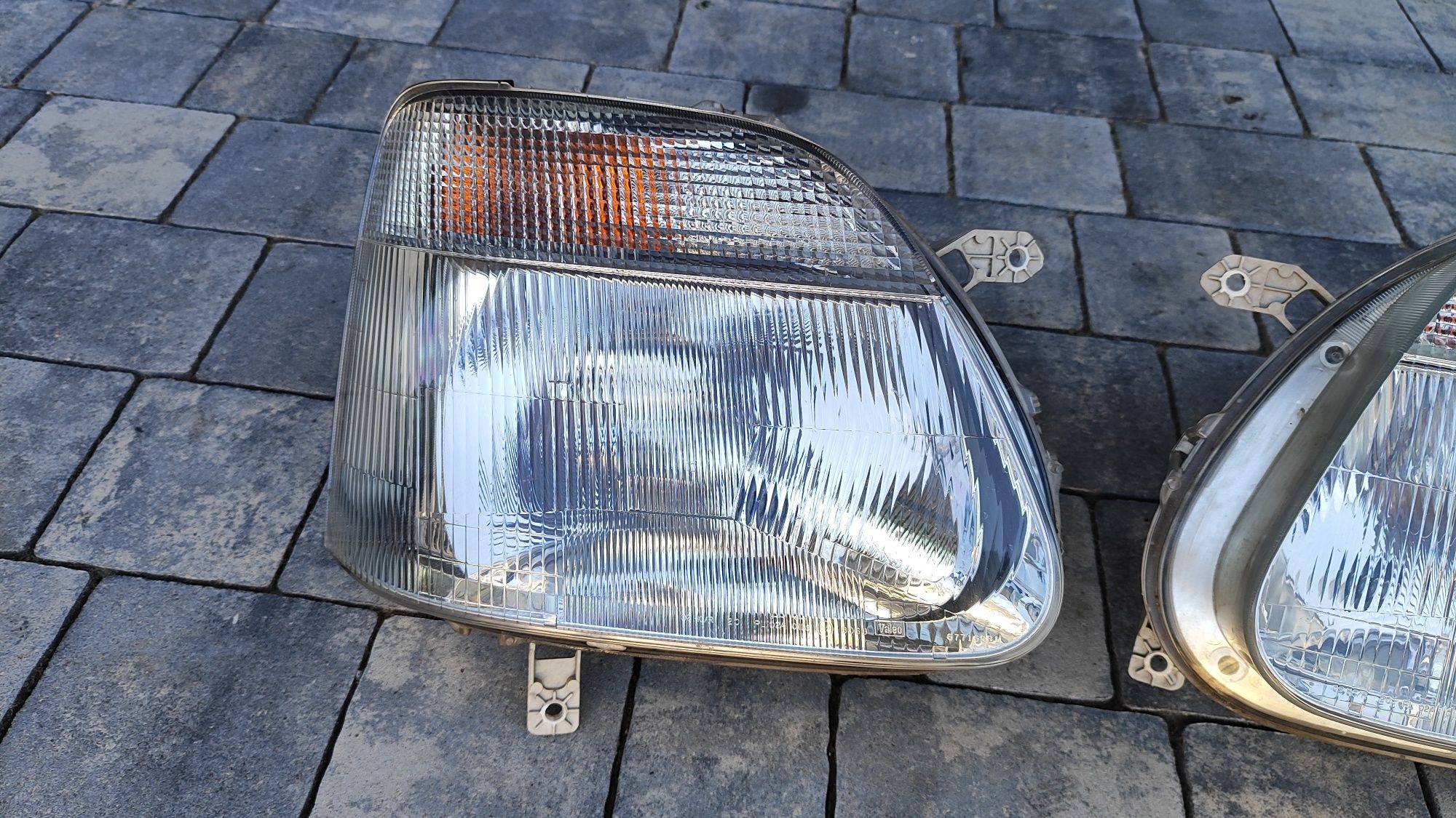 Lampy przednie przód Opel Agila A Wagon R +Valeo Europa