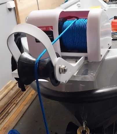 Wyciągarka winda kotwiczna  elektryczna do kotwic do łódki - Pilot