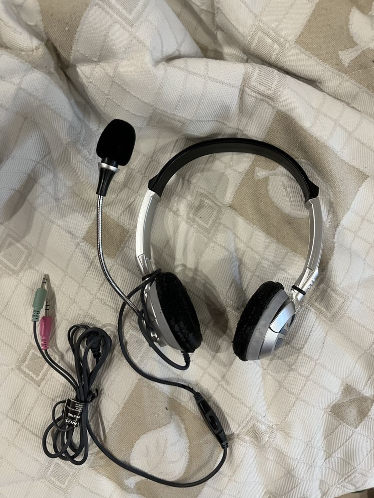 Fones como novos