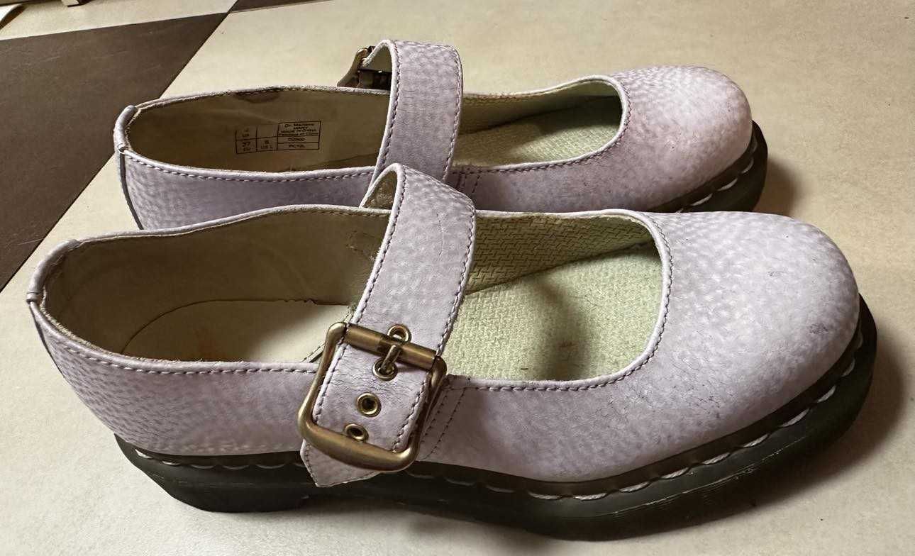 Dr. Martens. półbuty damskie