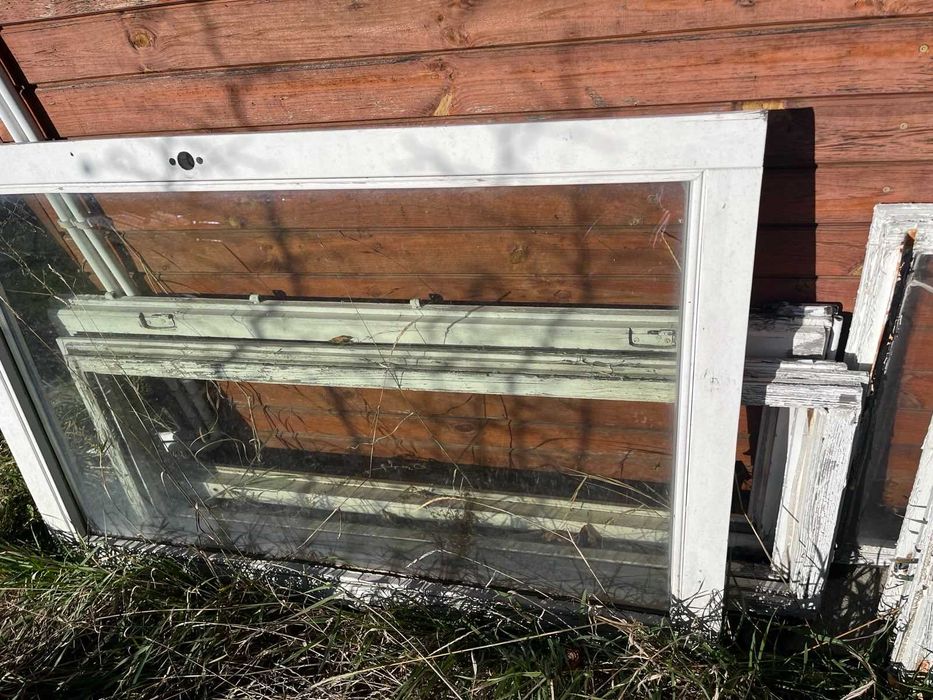 Okna drewniane do szklarni stodoły budowy używane