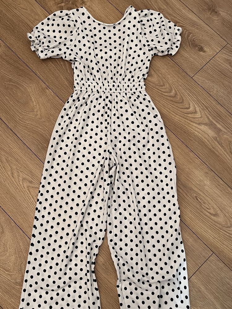 Kombinezon zara w grochy 134 idealny