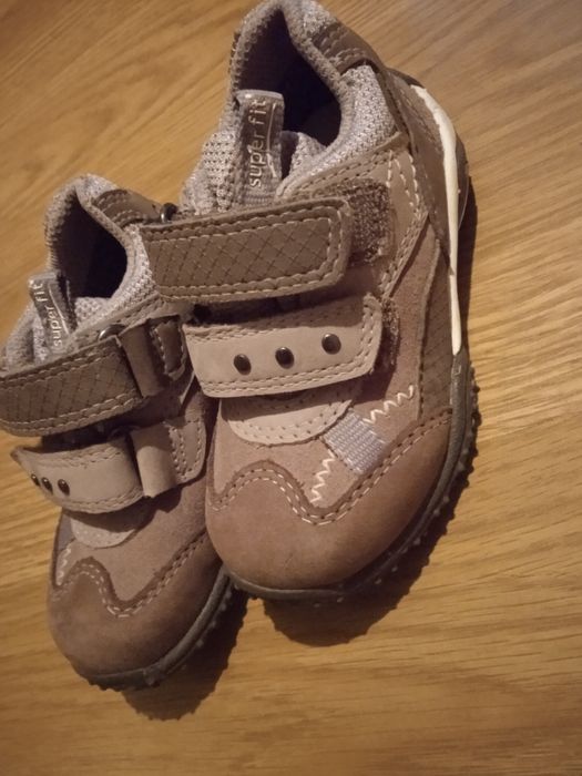 Buciki superfit roz 21