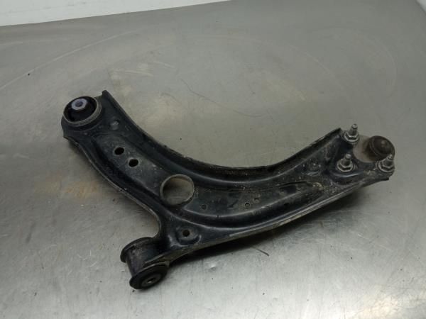 Braço de suspensão frente direito AUDI A3 Sportback (8YA)
