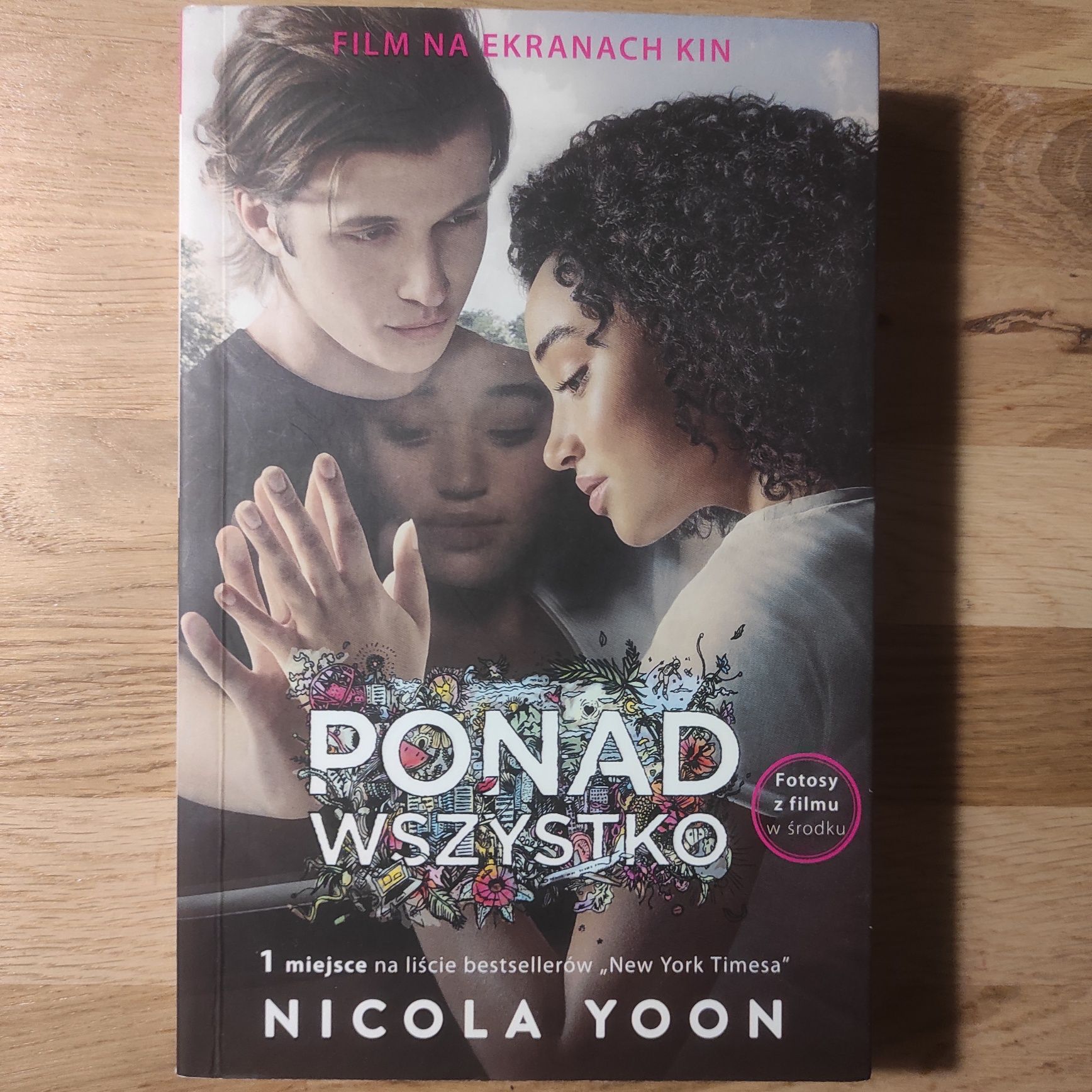 Ponad wszystko - Nicola Yoon stan bardzo dobry