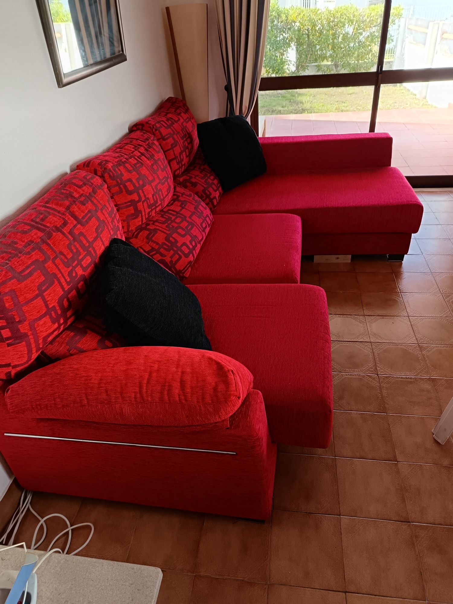 Sofá com Chaise-Longue