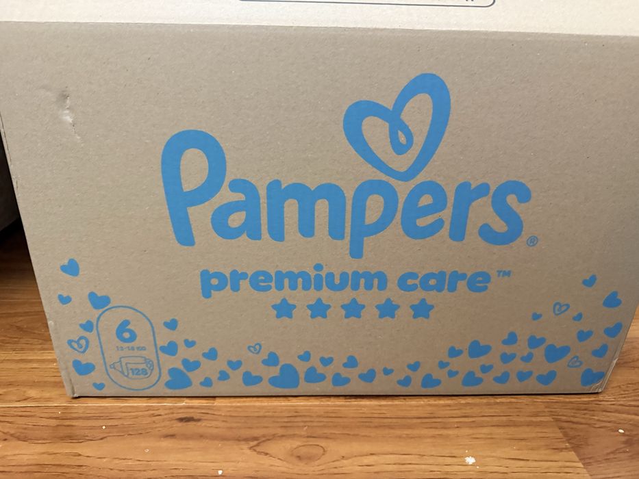 Місячний запас підгузків Pampers (128шт, 4 пачки)