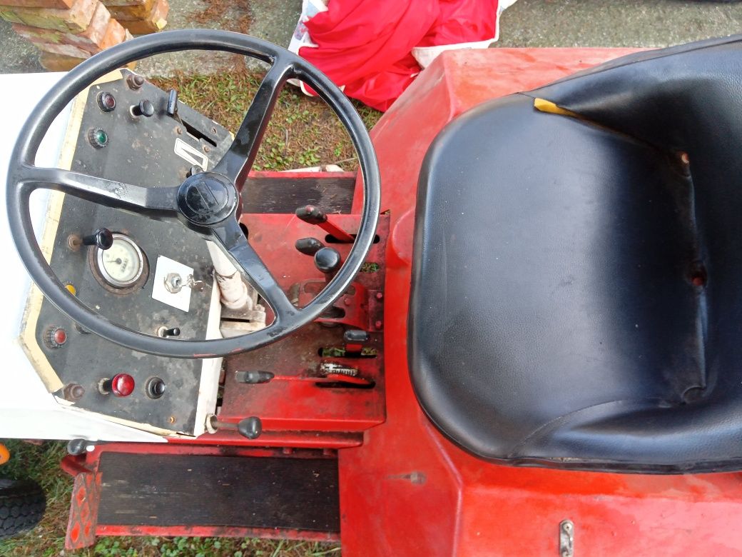 Traktorek Gutbrod 2500