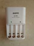 Ładowarka SANYO ENELOOP do akumulatorów