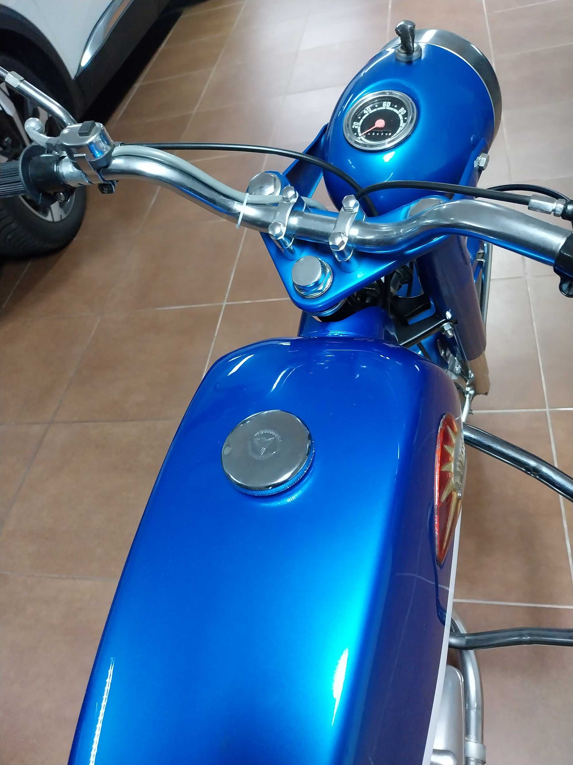 Vendo uma relíquia como nova