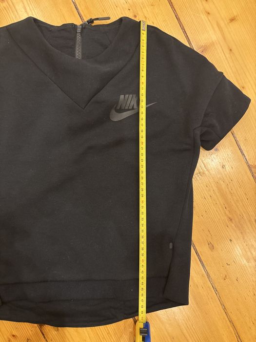 Bluzka nike roz 128-137