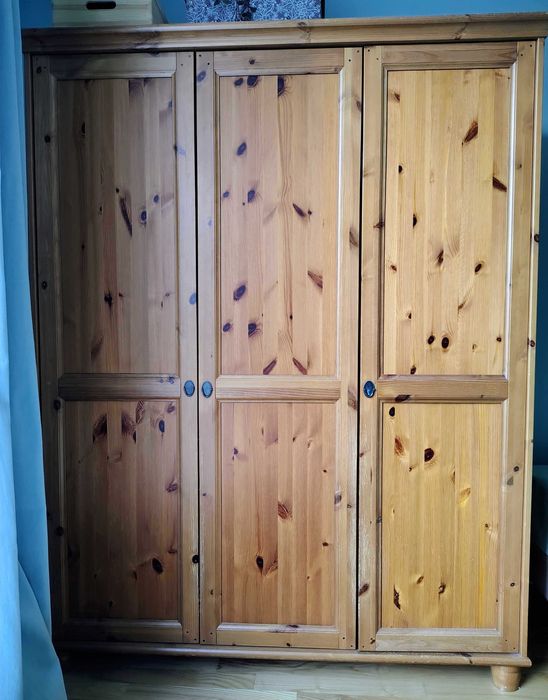 Szafa trzydrzwiowa Leksvik