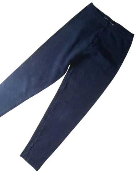 Czarne leginsy 140cm (560)