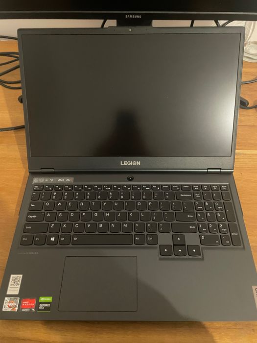 Lenovo Legion 5 / Ryzen 7 / GTX 1660 Ti / 32GB RAM