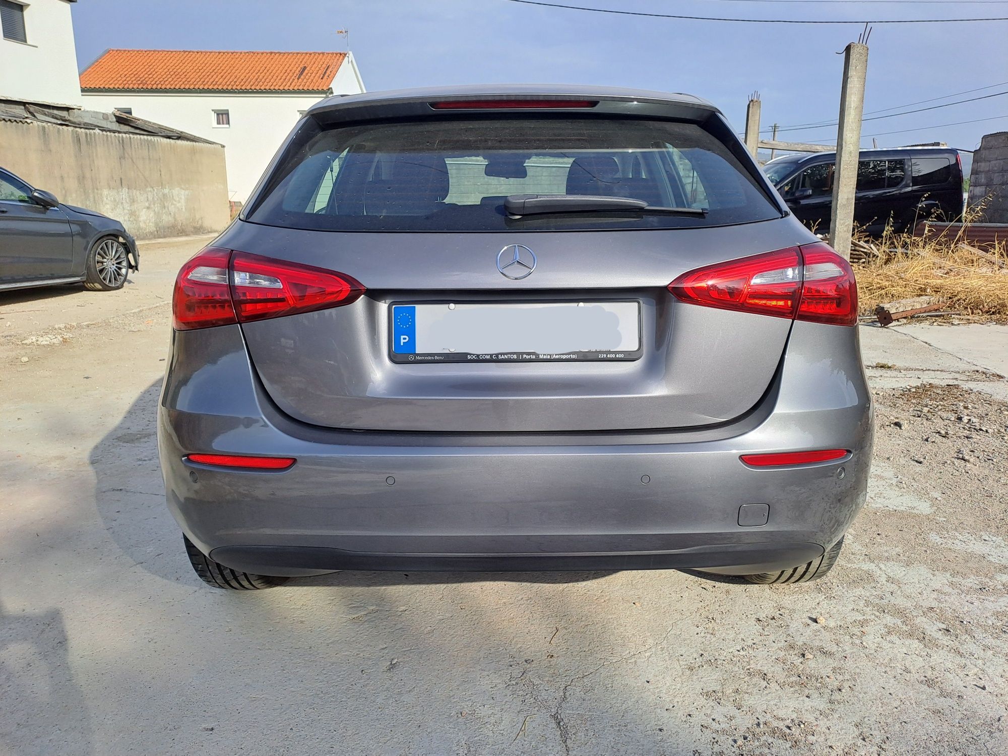 Mercedes-Benz A200d  (motor mercedes)