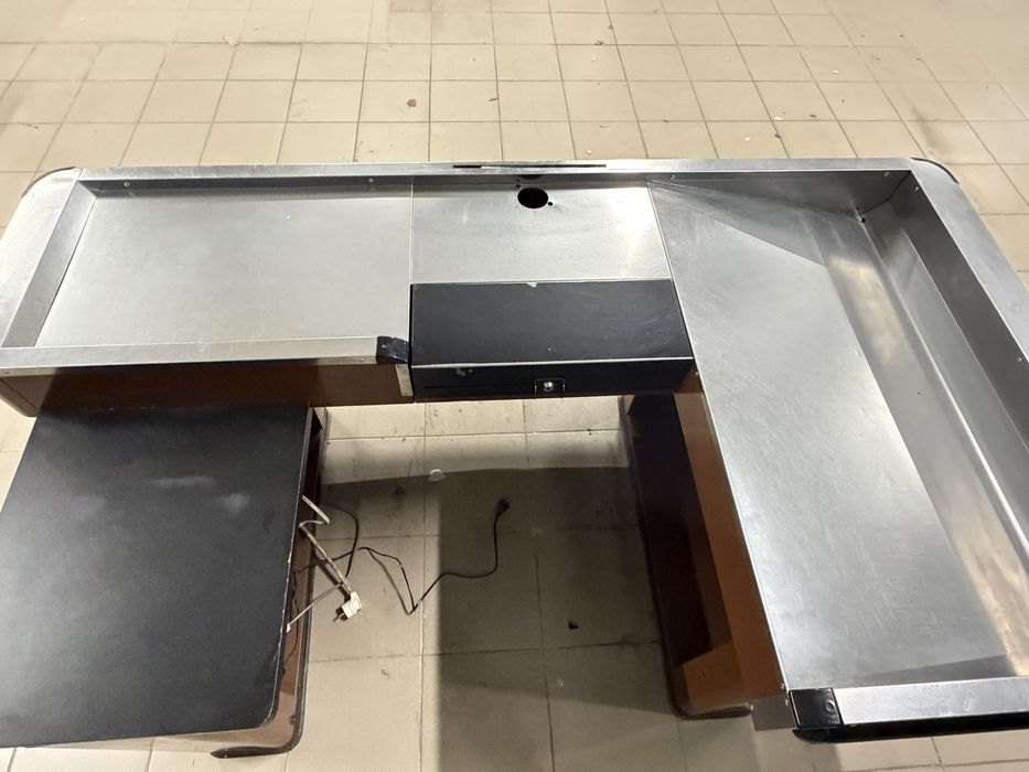 Касовий бокс з широким накопичувачем