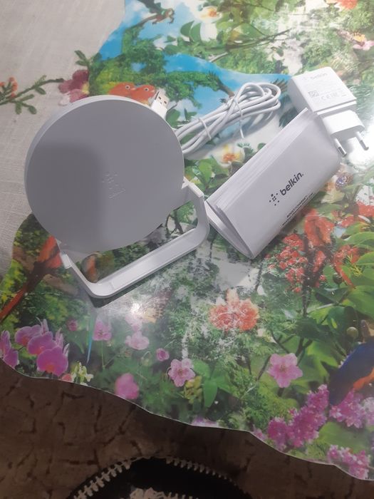 Бездротовий зарадний пристрій