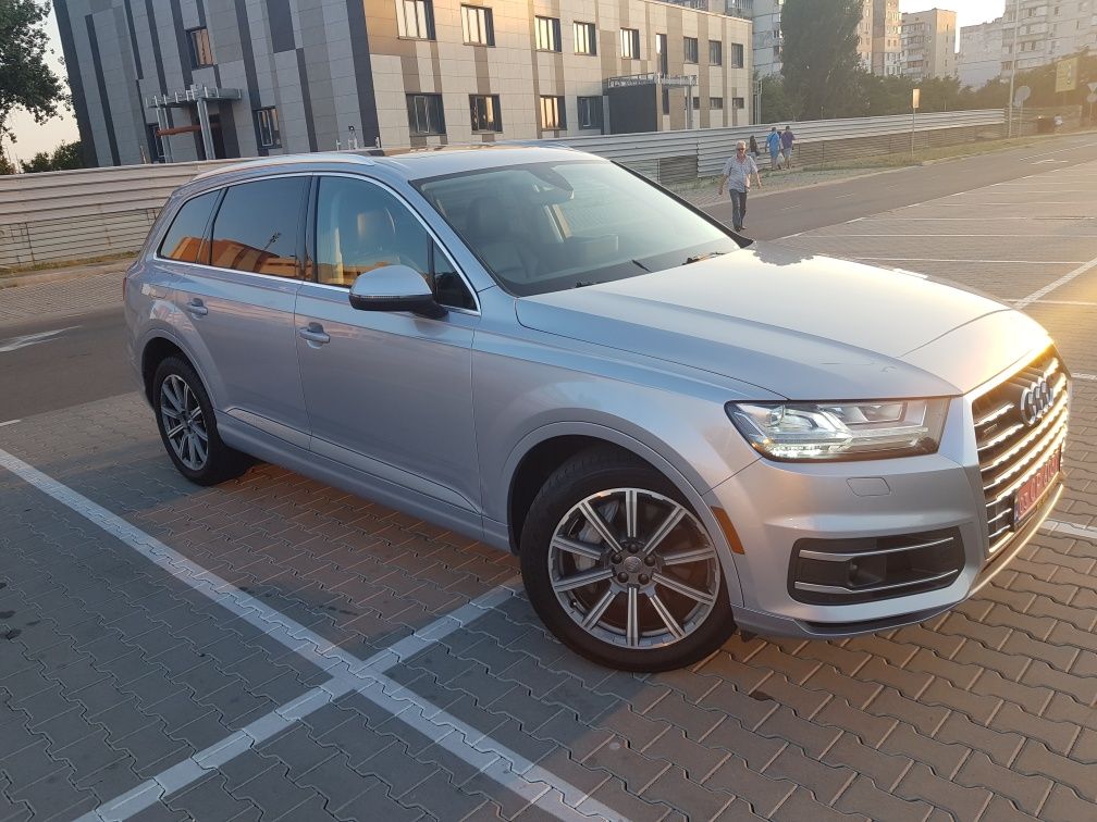 Audi Q7 4 M 3.0  TFSI