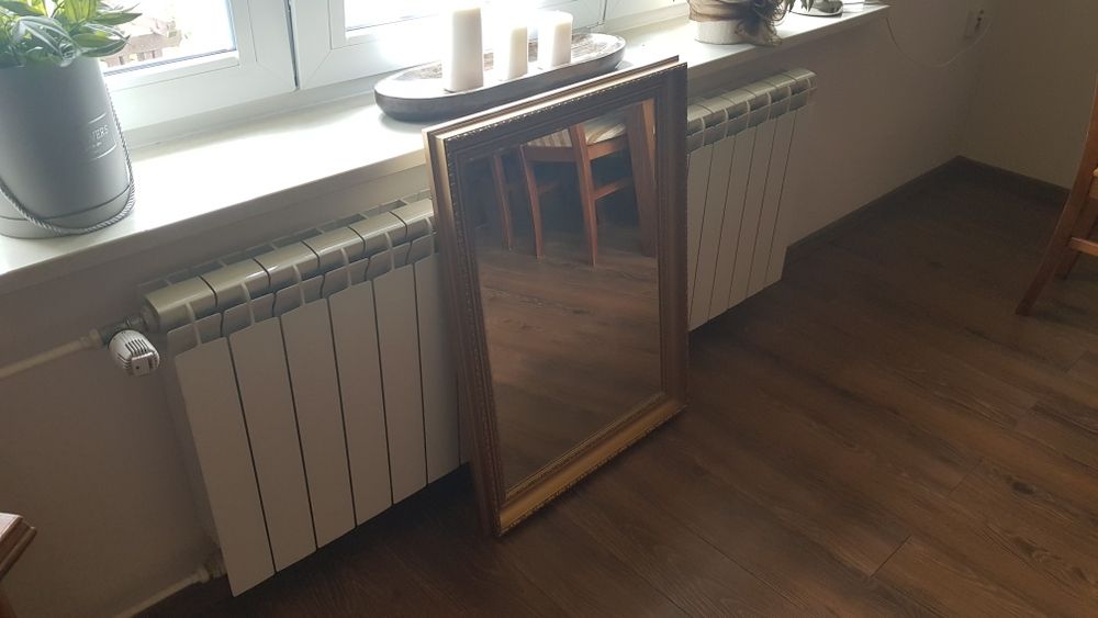 Lustro w ramie STYLOWEJ