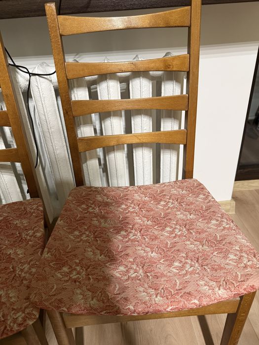 Стільці Безкоштовно