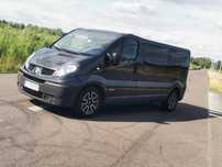 Renault Trafic Sprzedam Renault Trafic 2.0 dci Long Black Edition