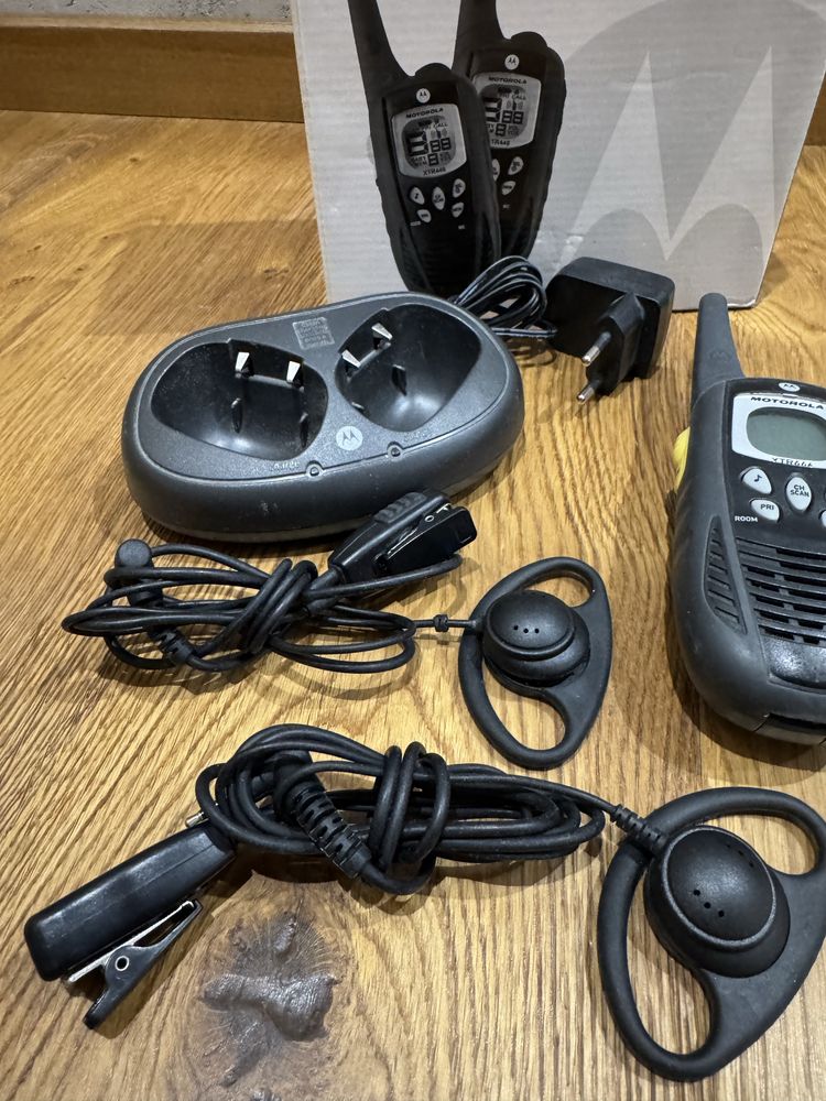 Motorola XTR446 - 2 szt krótkofalówki + słuchawki