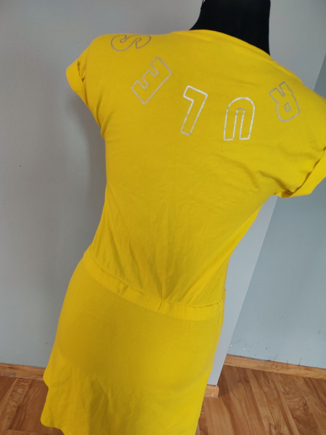 Sukienka 4F żółta