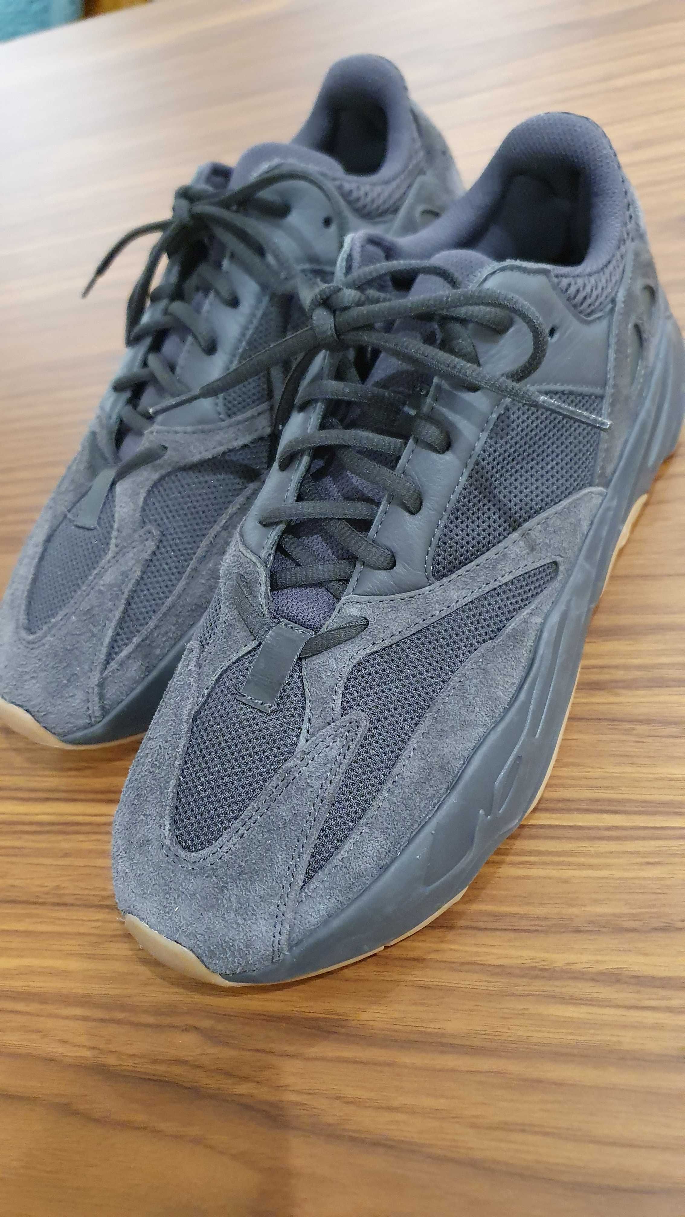 Yeezy Boost 700 Utility Black - 46