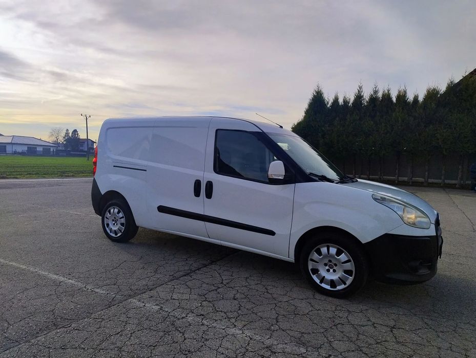 Fiat Doblo Pierwszy właściciel w Pl hak klima