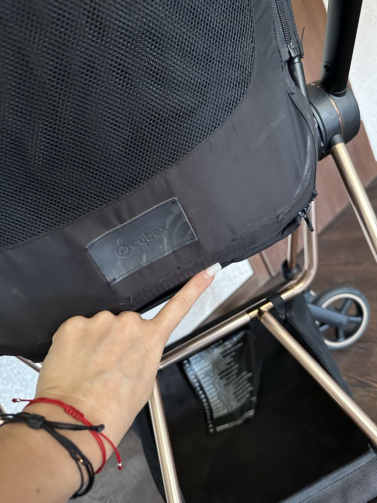 Wózek spacerowy Cybex Mios 2.0 rose gold rama granatowy kartony