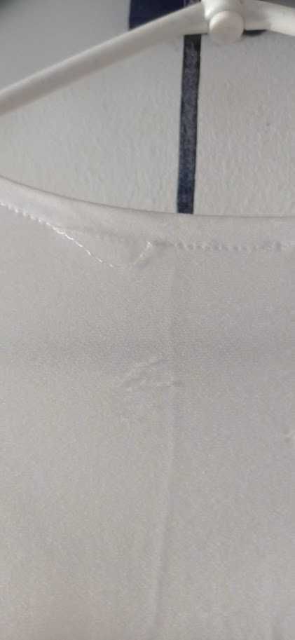 Biała bluzka z biżuteryjnym dekorem duży rozmiar 5xl Magwa