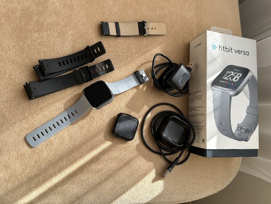 Fitbit sense versa charge3 uszkodzone