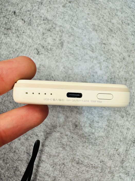 Power Bank павербенк Ugreen PB560 5000mah 15W Magsafe + USB-C дріт