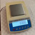 Radwag waga WXD200/2000 apteczna, dwuzakresowa, laboratoryjna