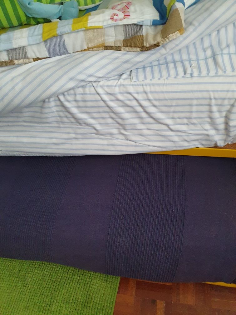 Cama dupla com gaveta + colchoes