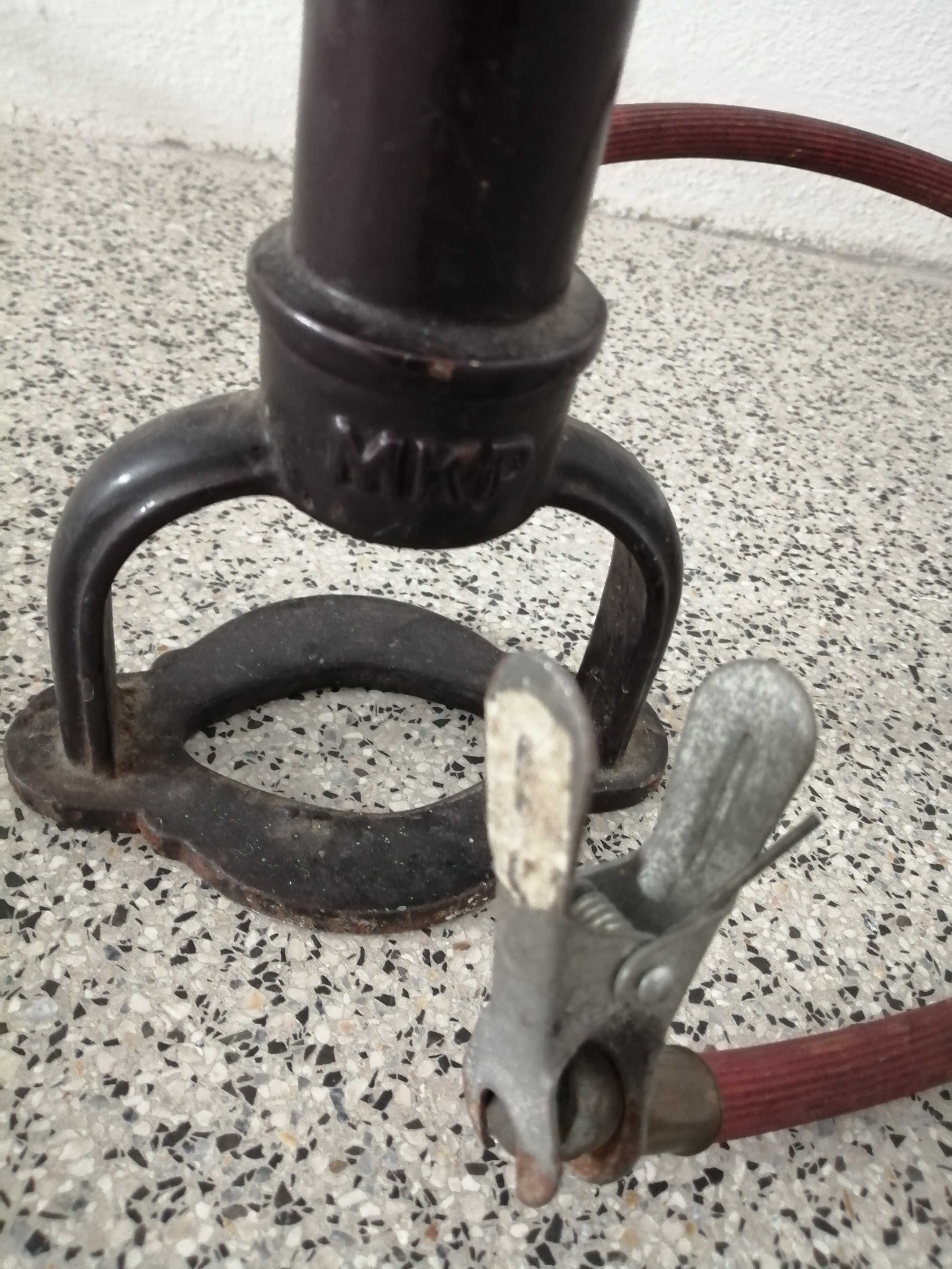 Bomba de encher pneus vintage