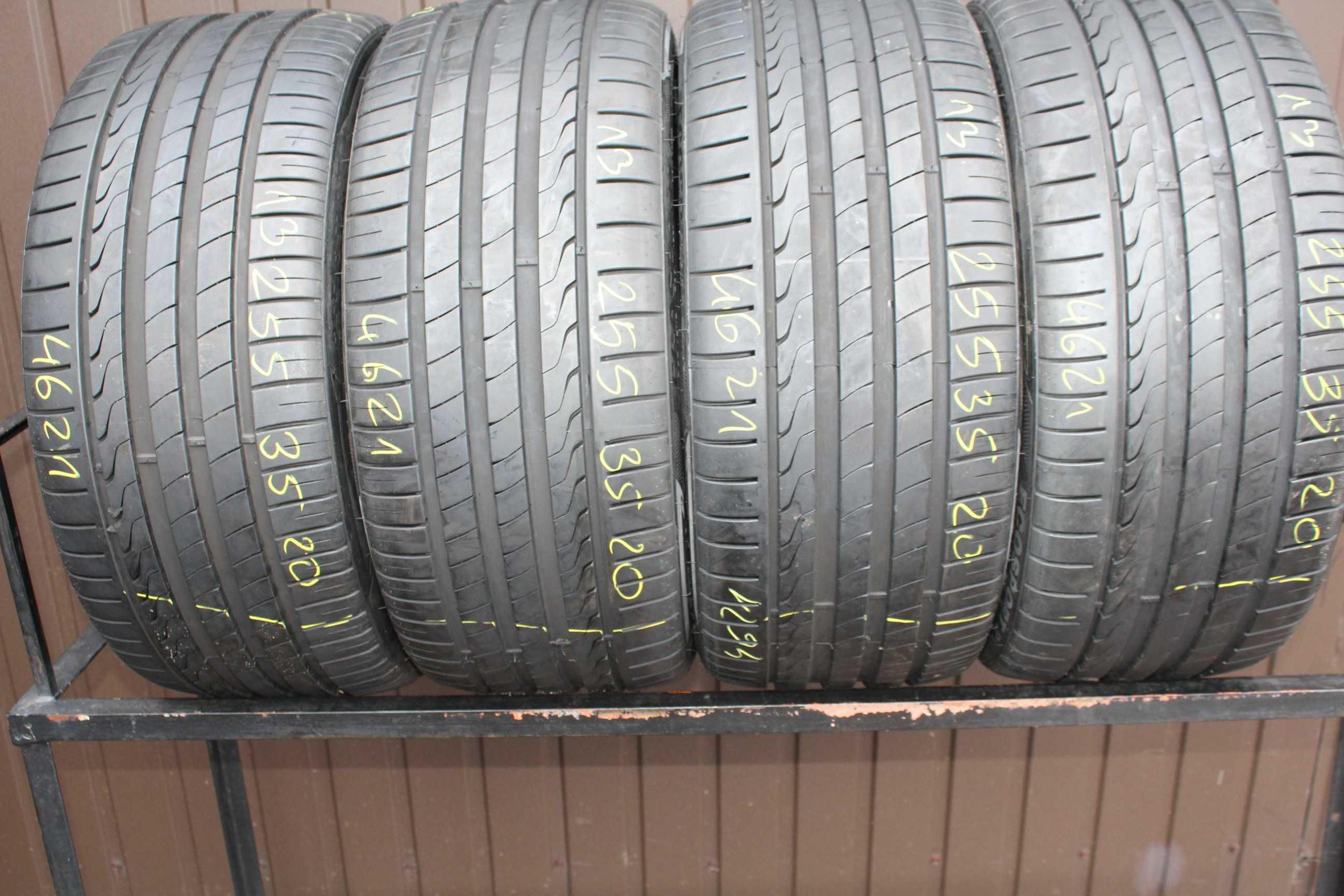 255 35 R20 Imperial Ecosport 2