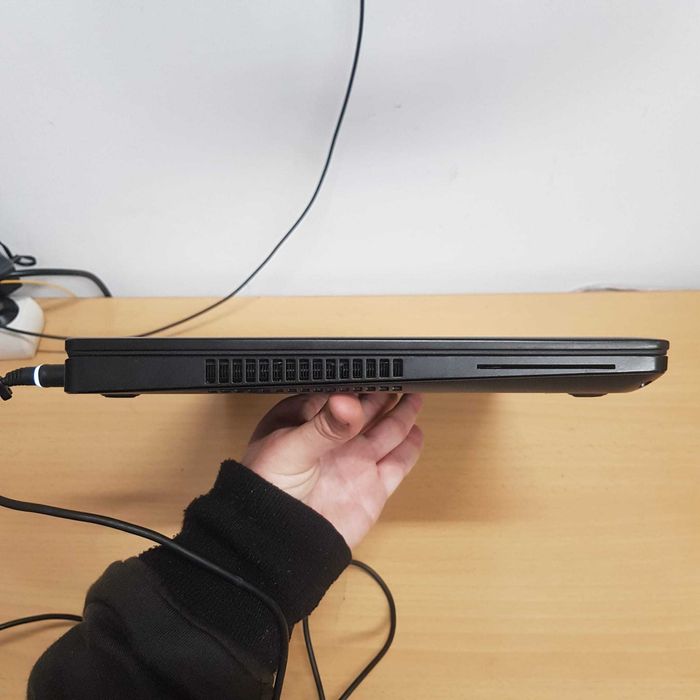 Dell Latitude E5570 i5 (6ª Geração) 8GB RAM 256Gb SSD