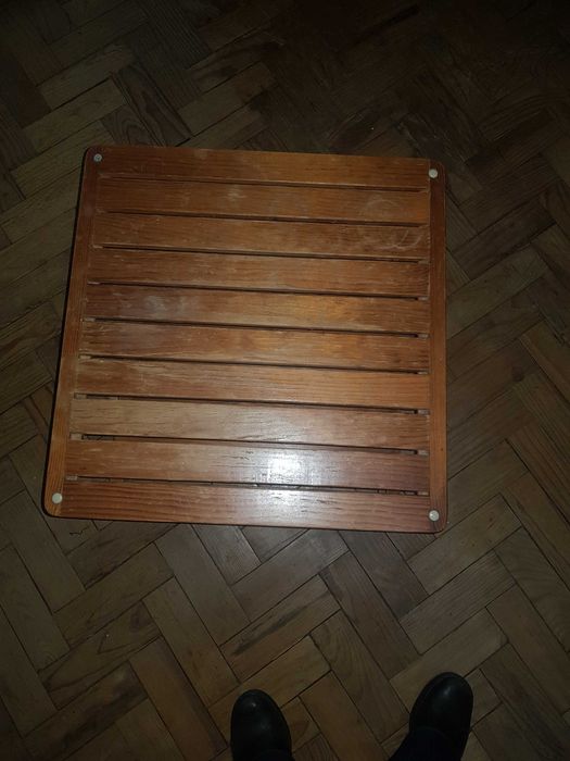 Mesa de apoio madeira clara
