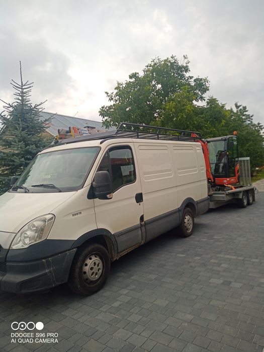 Wiercenie wstawianie słupków w sadach i nie tylko!!!usługi minikoparką