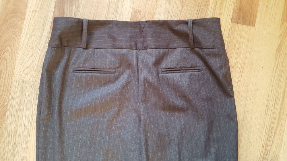 Spodnie Clockhouse C&A rozmiar 42 eleganckie do pracy