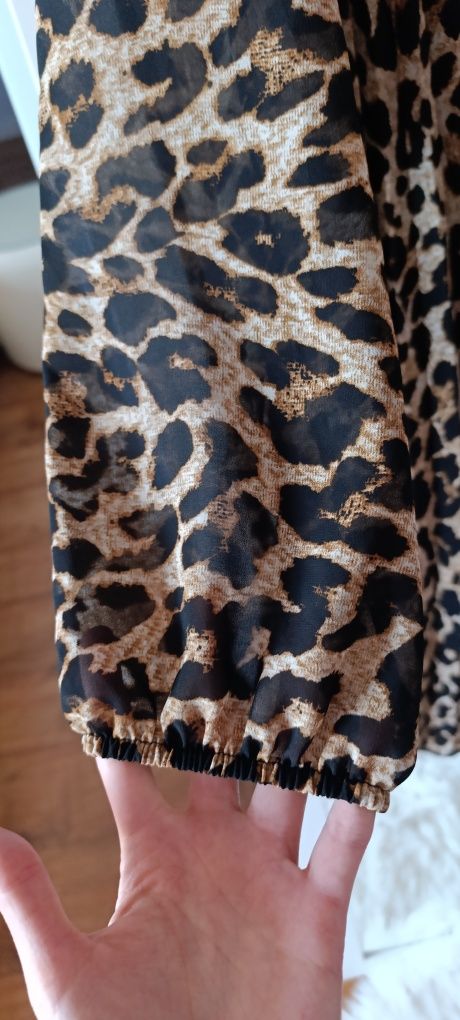 Plisowana sukienka w panterkę Plus Size 3XL,4XL