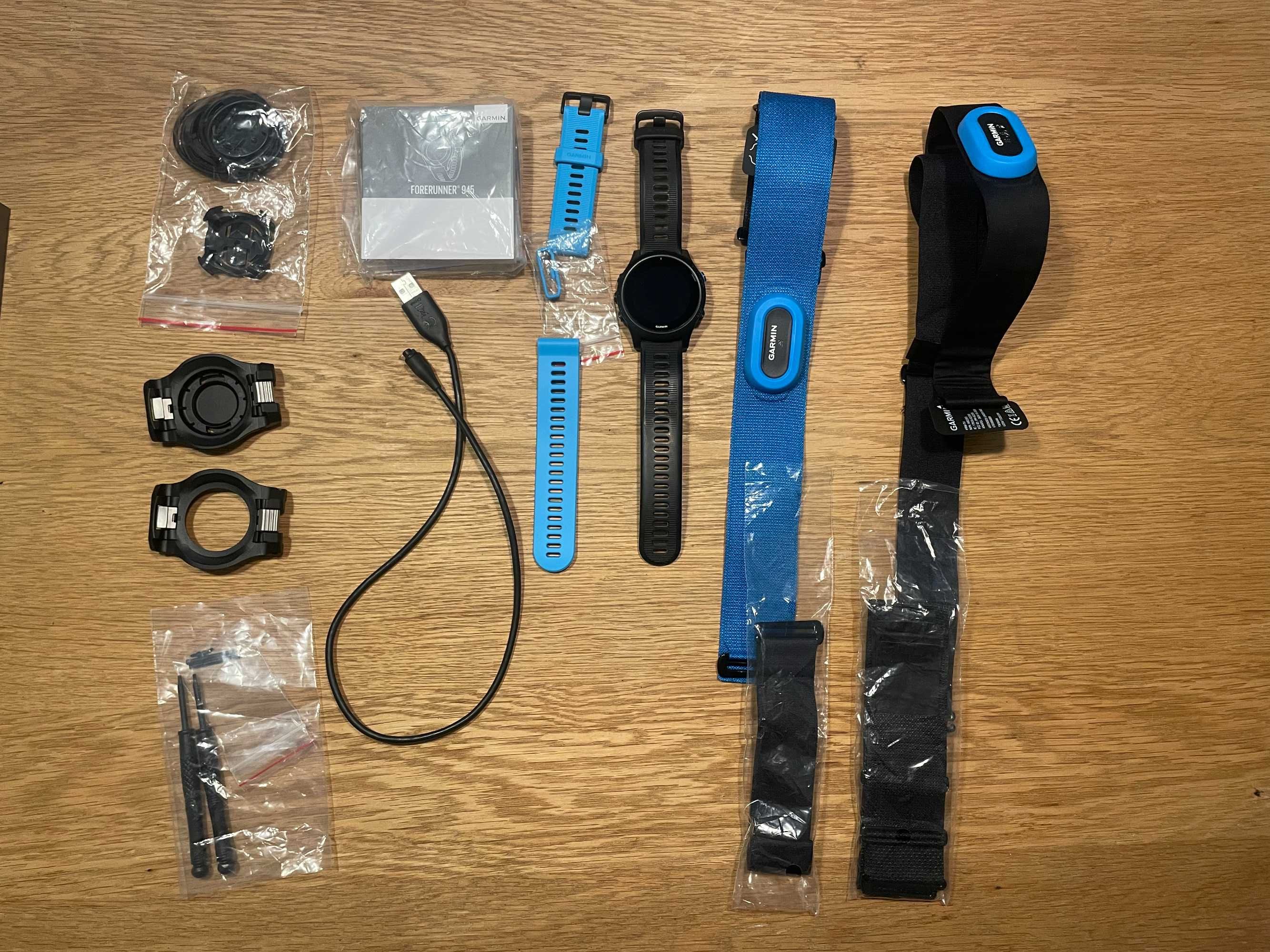 Zegarek sportowy Garmin Forerunner 945 Triathlon Bundle [010_02063_11]
