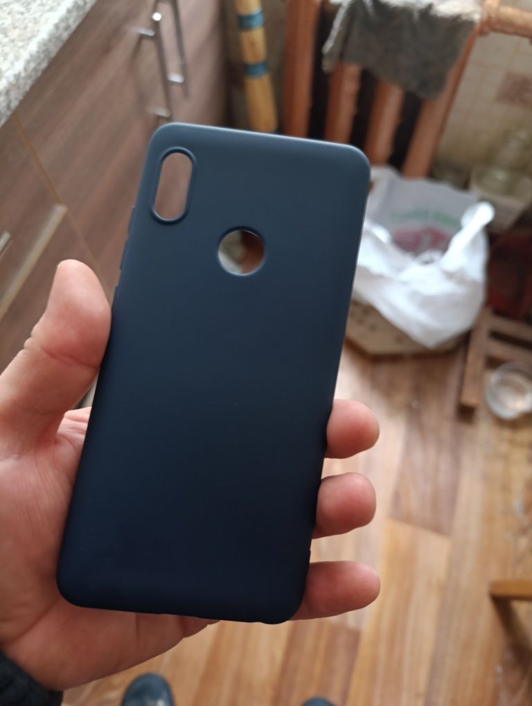 Продам чехол редми 7